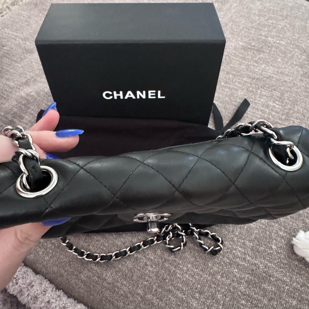 CHANEL Black Quilted Valentine editionLambskin Shoulder Bag with Silver Hardware - Picture 8 of 13